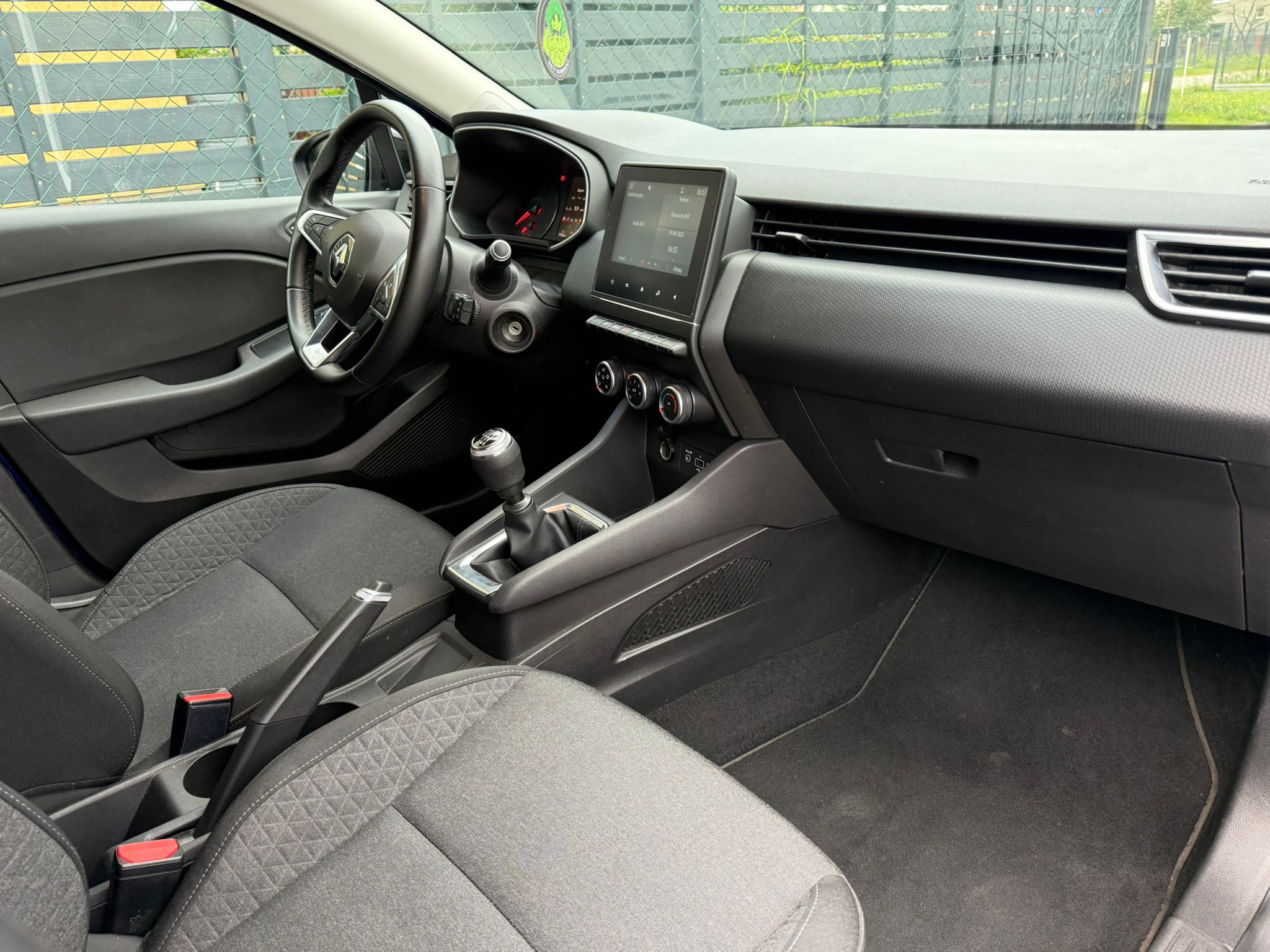 Renault Clio 2021 - zdjęcie 11