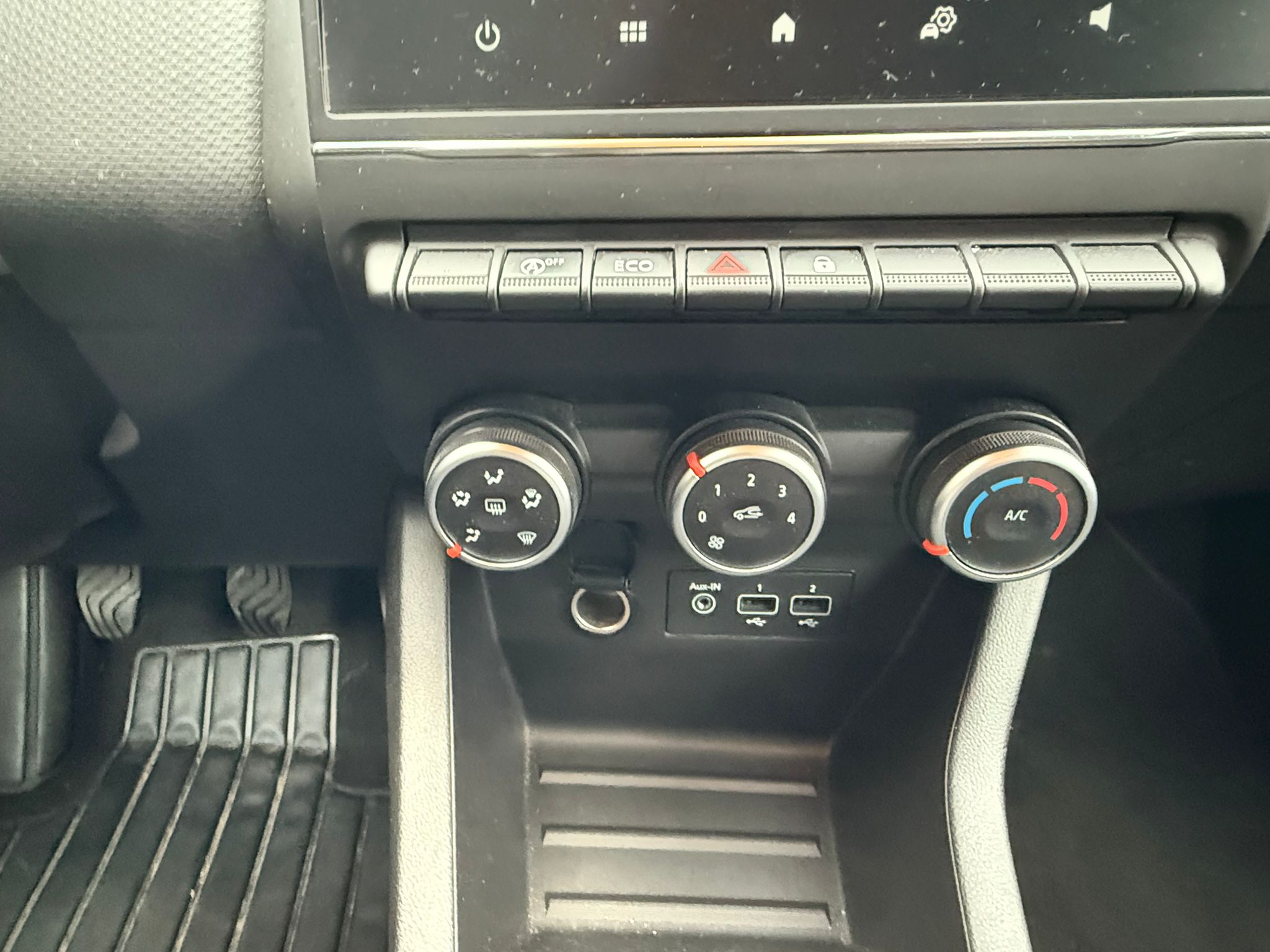 Renault Clio 2021 - zdjęcie 14