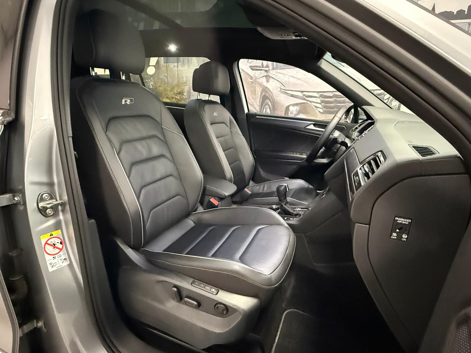 Volkswagen Tiguan 2021 - zdjęcie 15