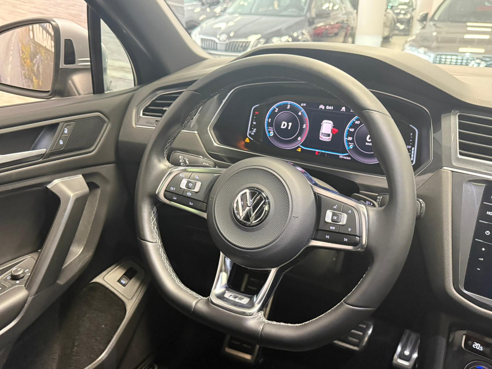 Volkswagen Tiguan 2021 - zdjęcie 23