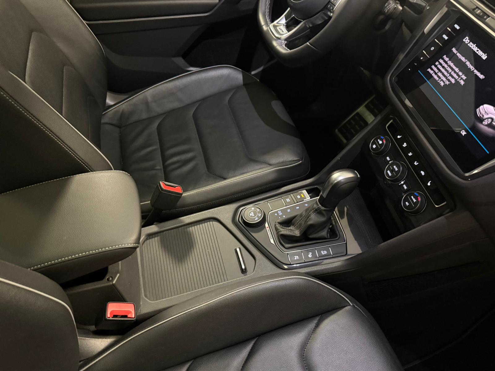 Volkswagen Tiguan 2021 - zdjęcie 38