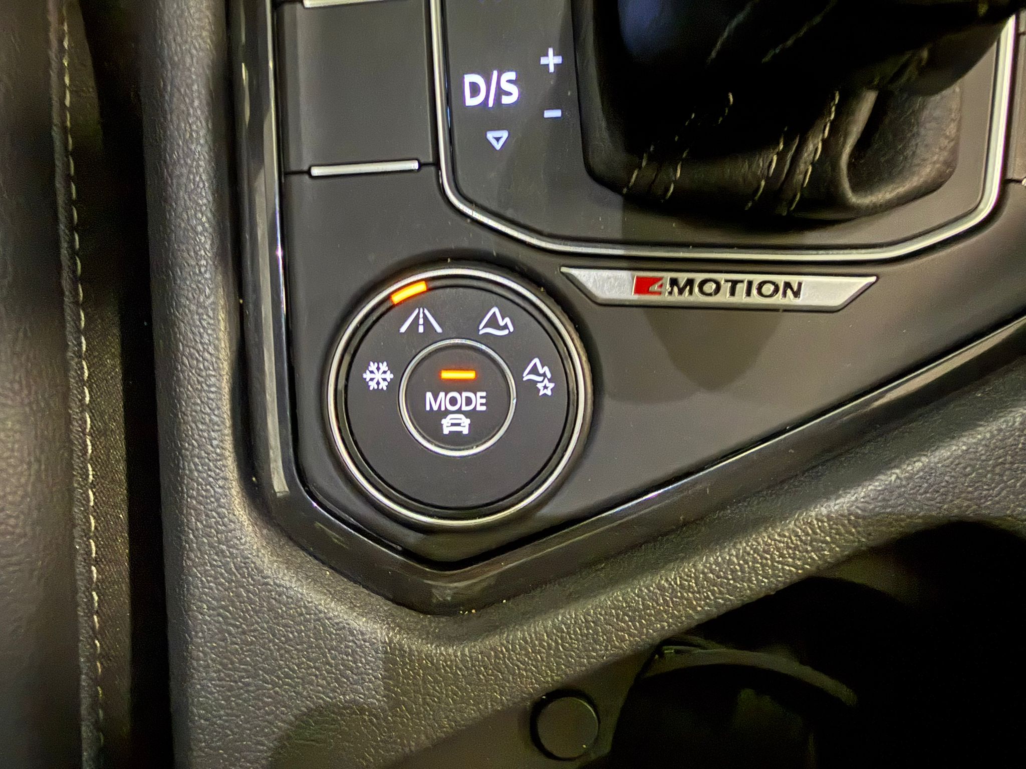 Volkswagen Tiguan 2021 - zdjęcie 44