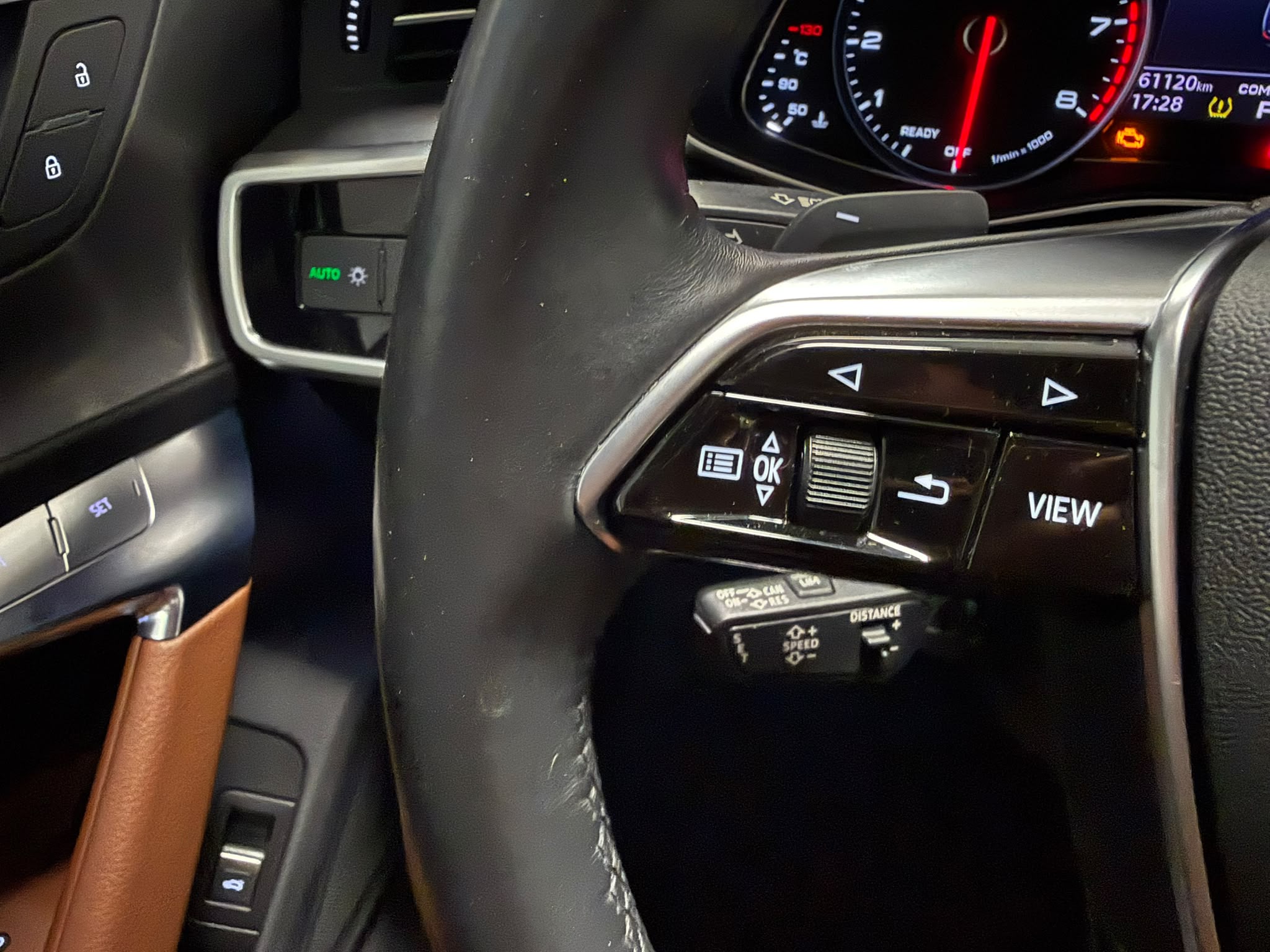 AUDI A6 AVANT 2021 - zdjęcie 23