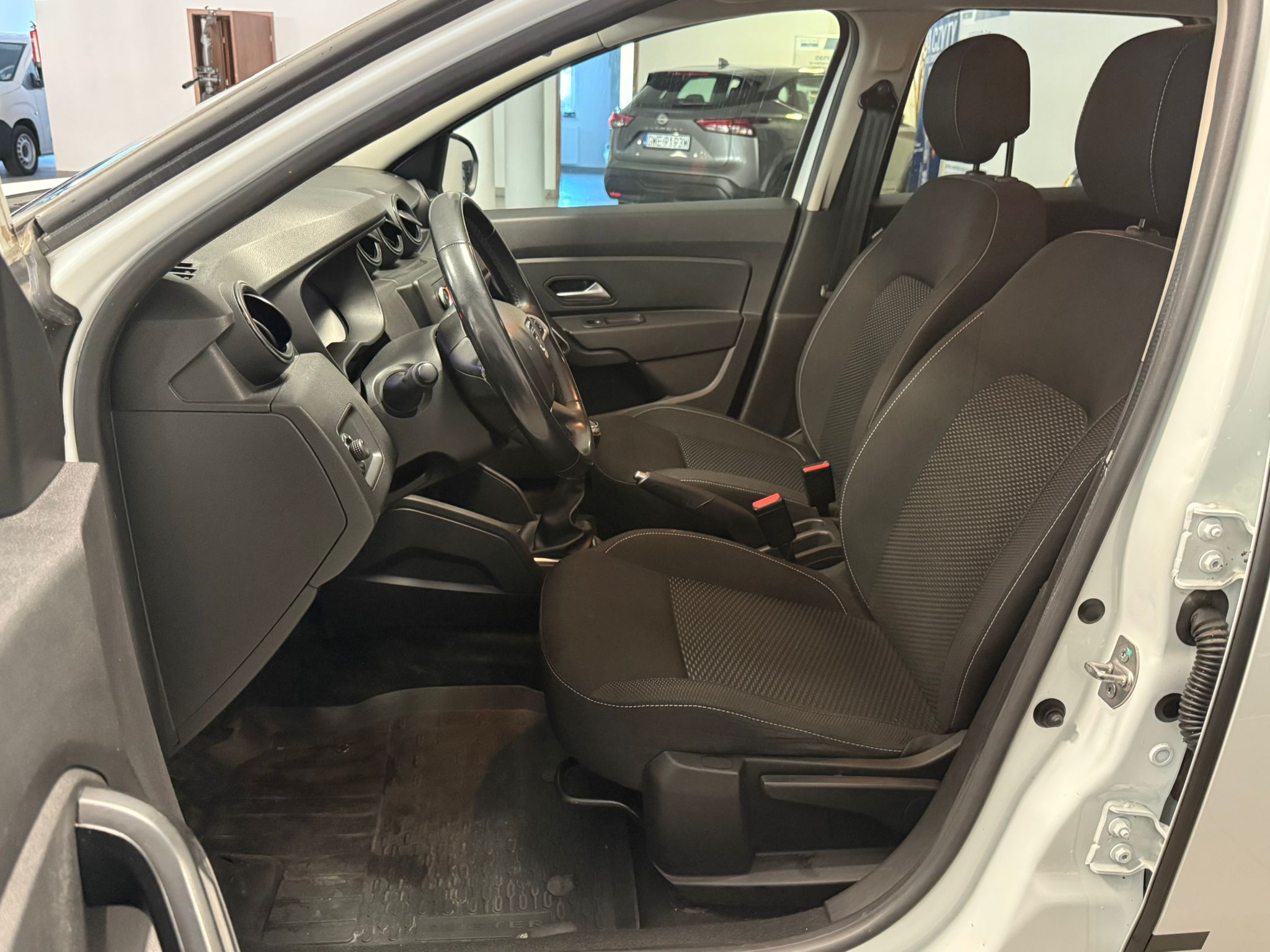 Dacia DUSTER 2020 - zdjęcie 23