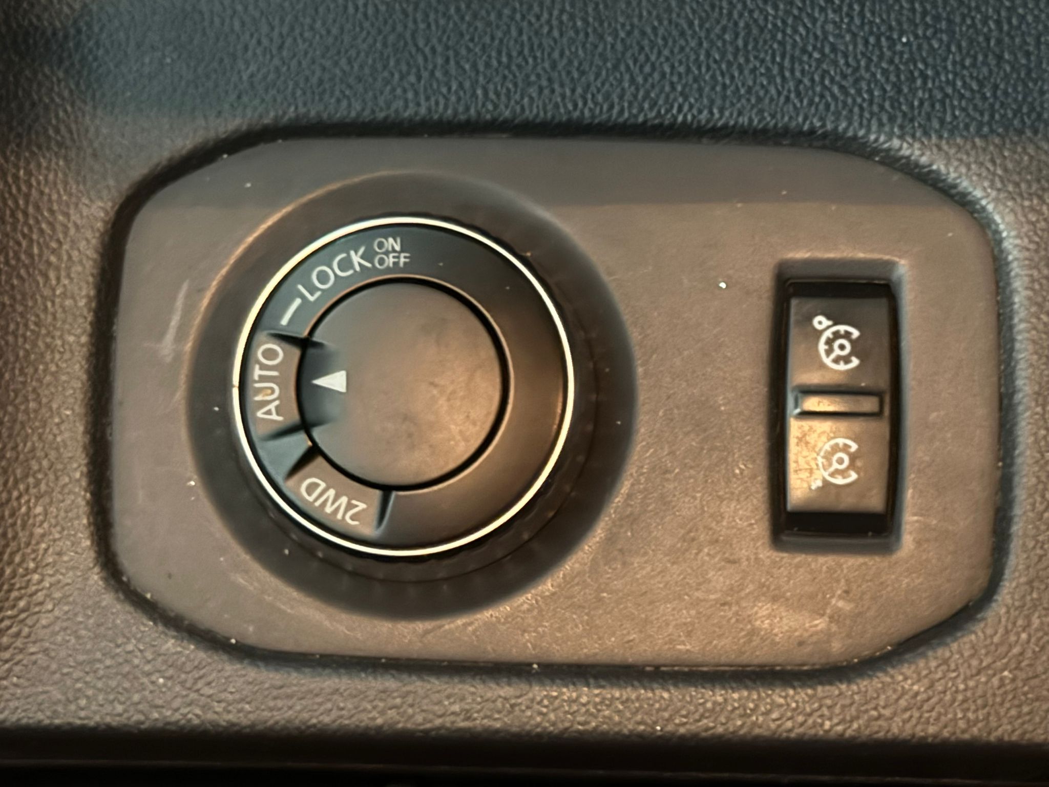 Dacia DUSTER 2020 - zdjęcie 25