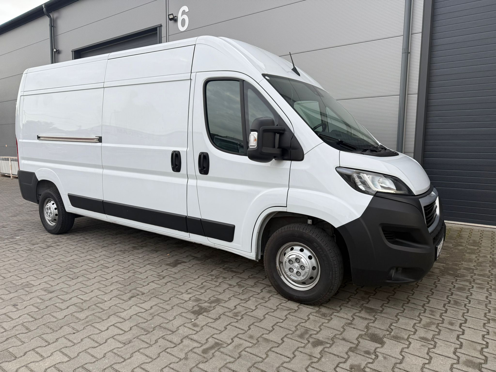 Peugeot Boxer 2023 - zdjęcie 3