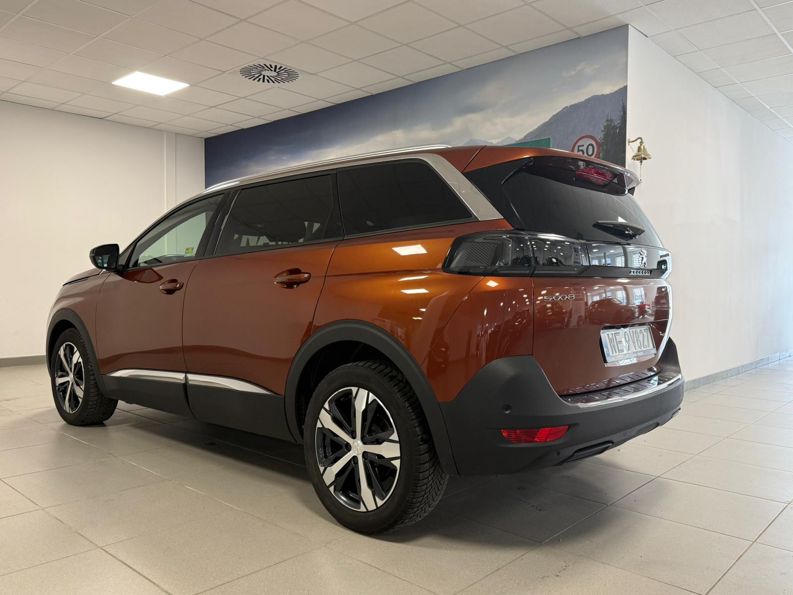 Peugeot 5008 2023 - zdjęcie 16