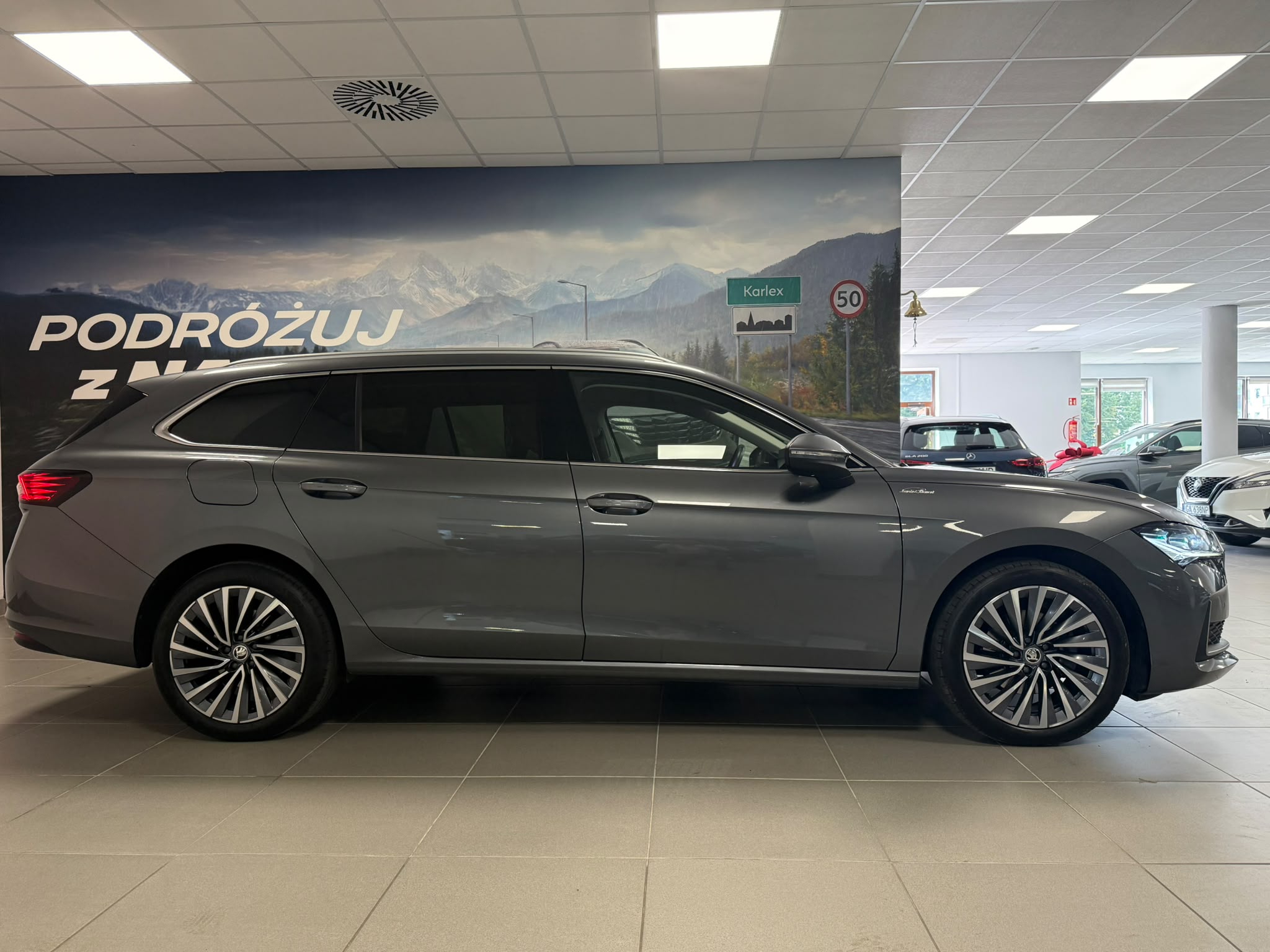 Škoda SUPERB 2024 - zdjęcie 7