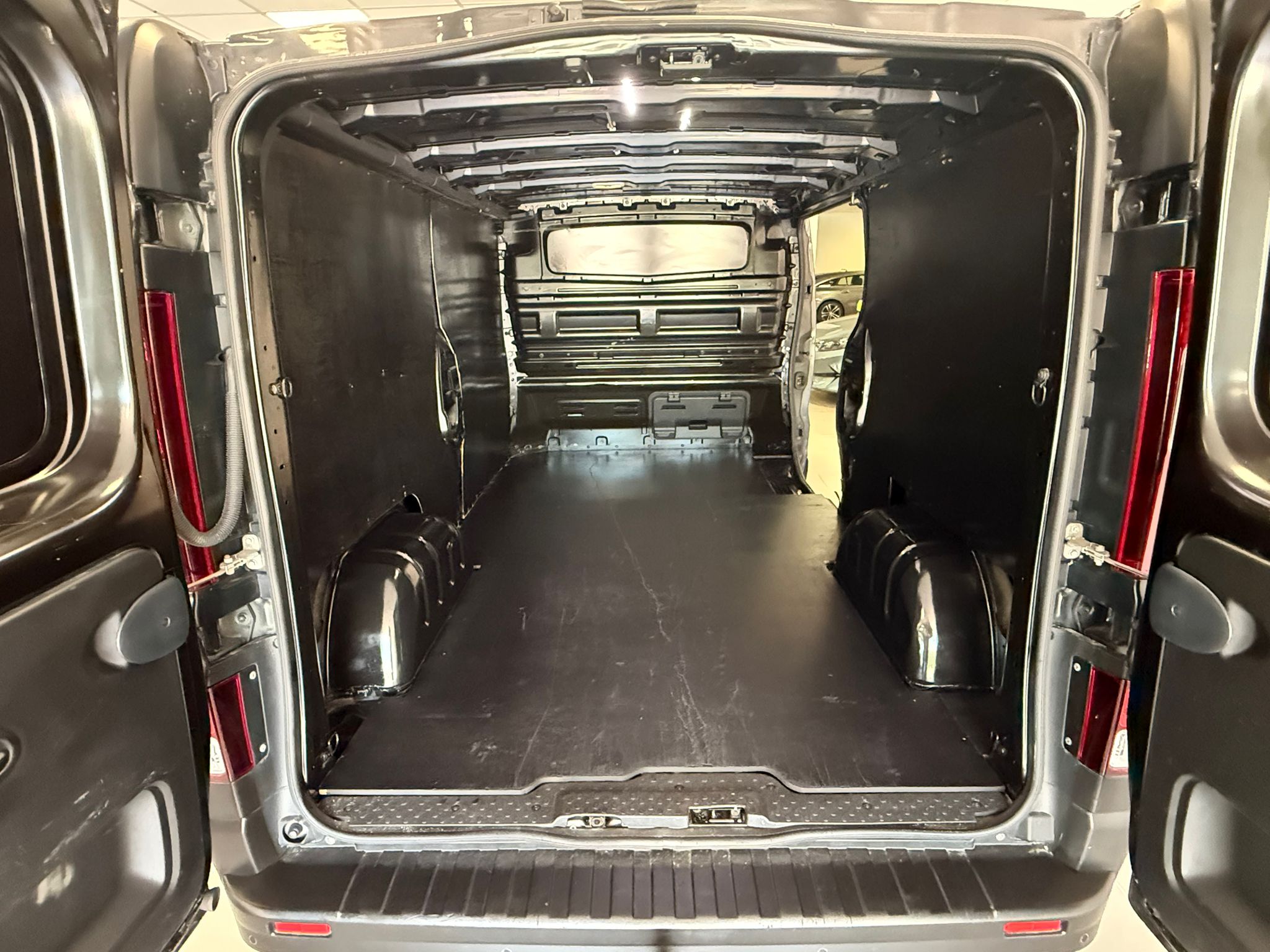 Renault Trafic 2020 - zdjęcie 21