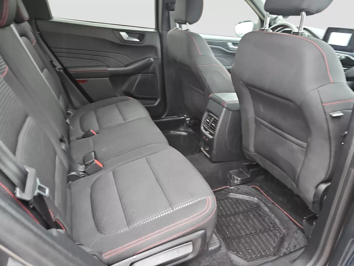 Ford Kuga 2022 - zdjęcie 19