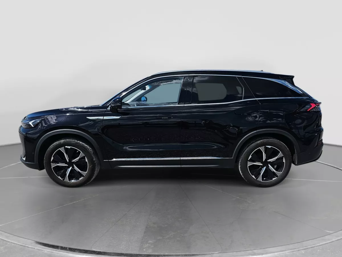 Baic Beijing 7 2024 - zdjęcie 5