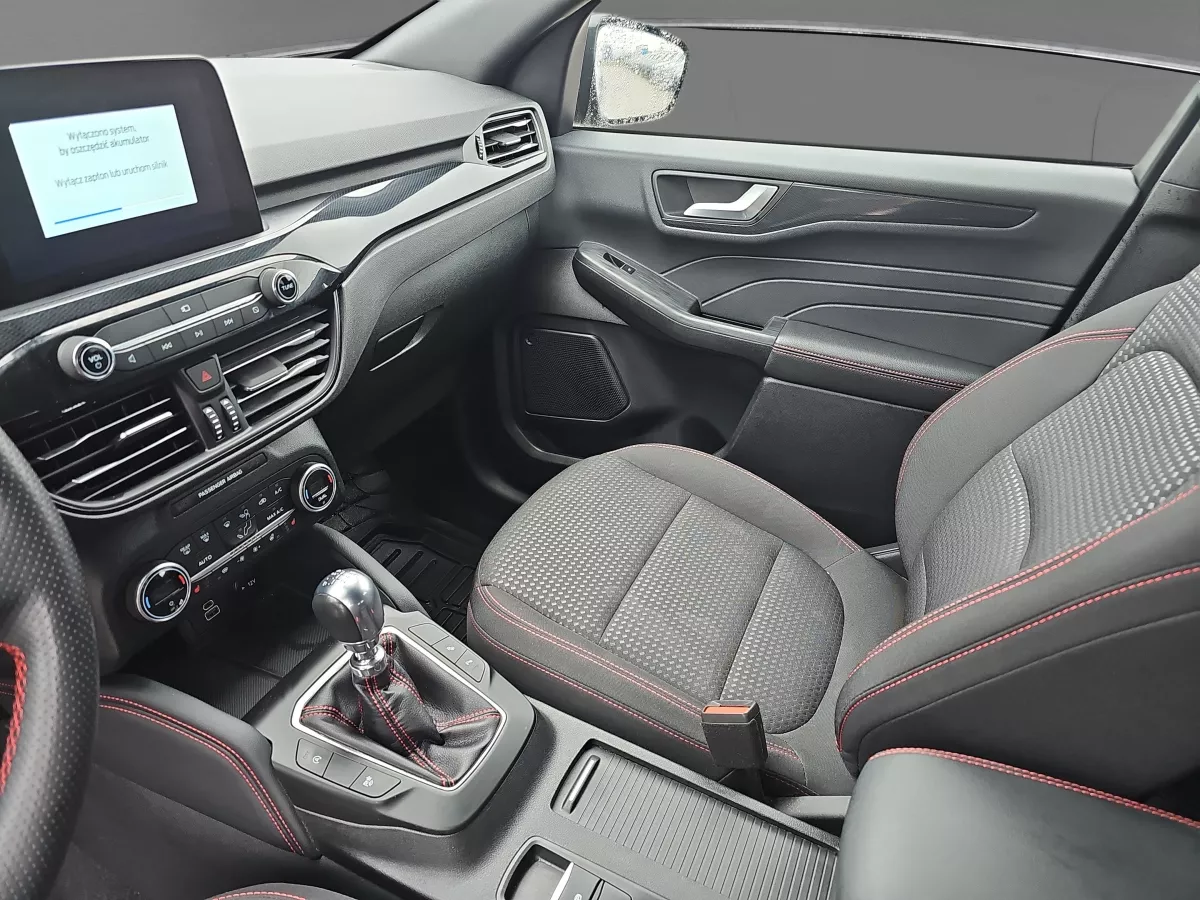 Ford Kuga 2022 - zdjęcie 11