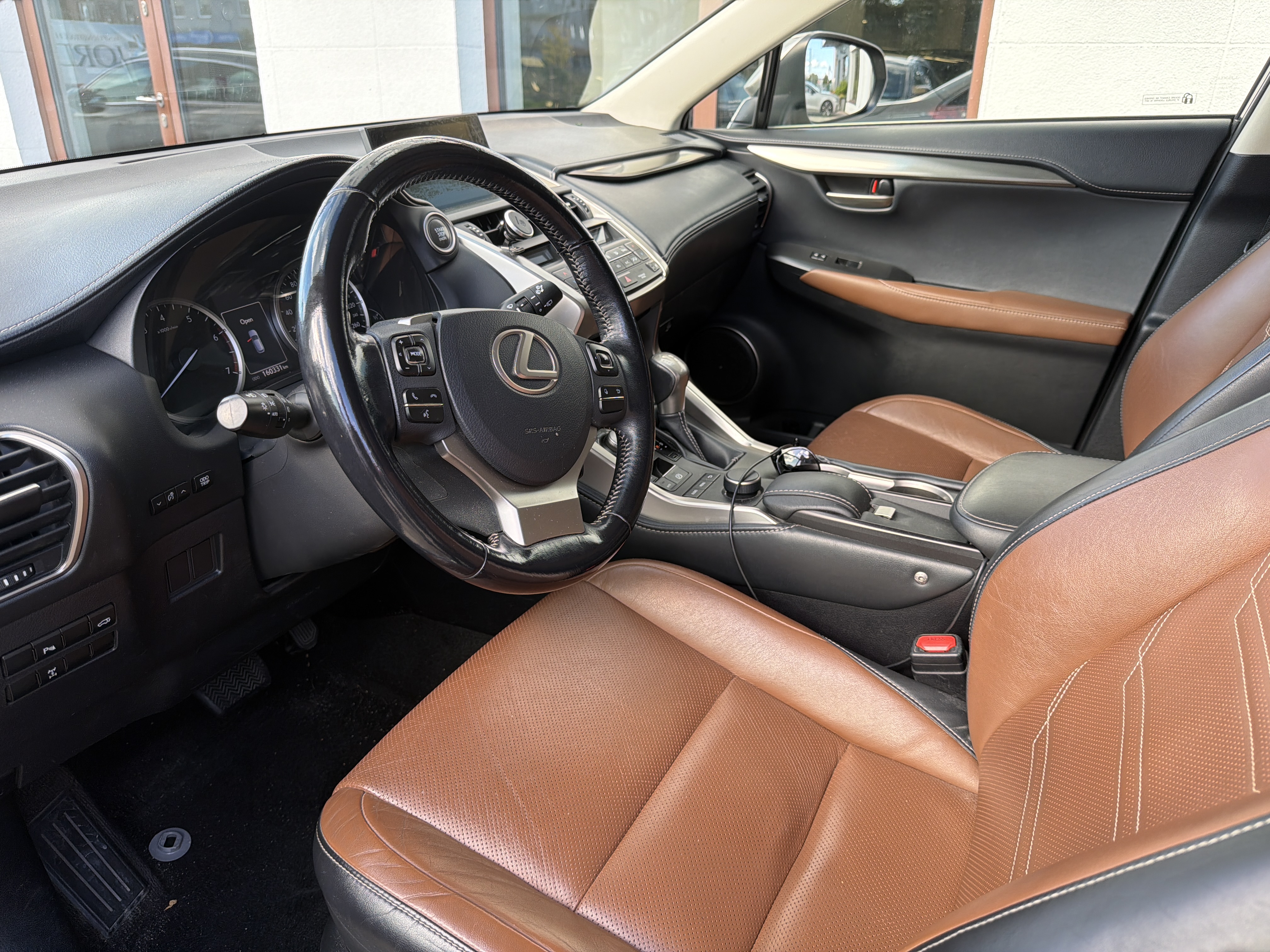 Lexus NX 200 T 2015 - zdjęcie 5