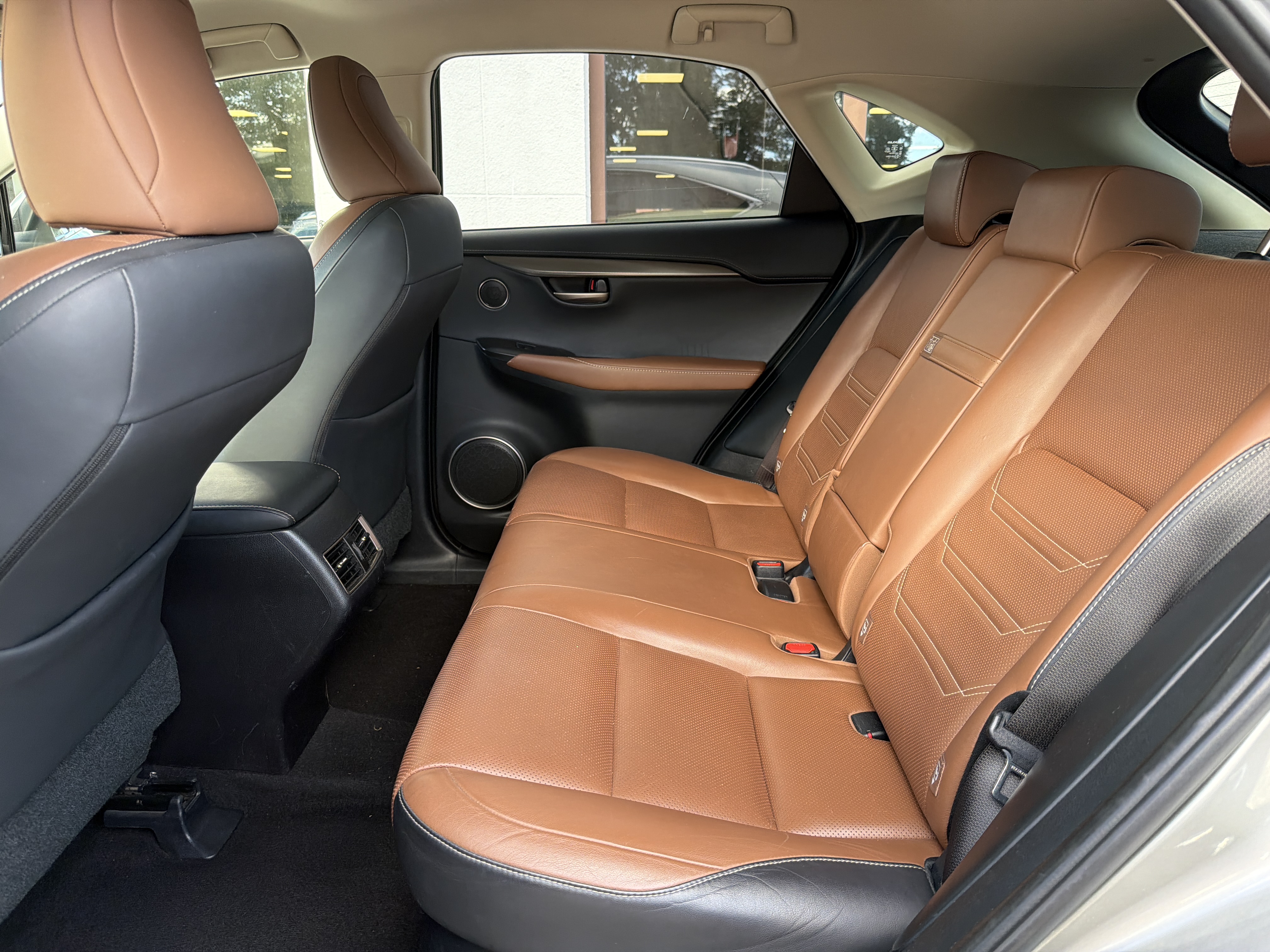 Lexus NX 200 T 2015 - zdjęcie 14