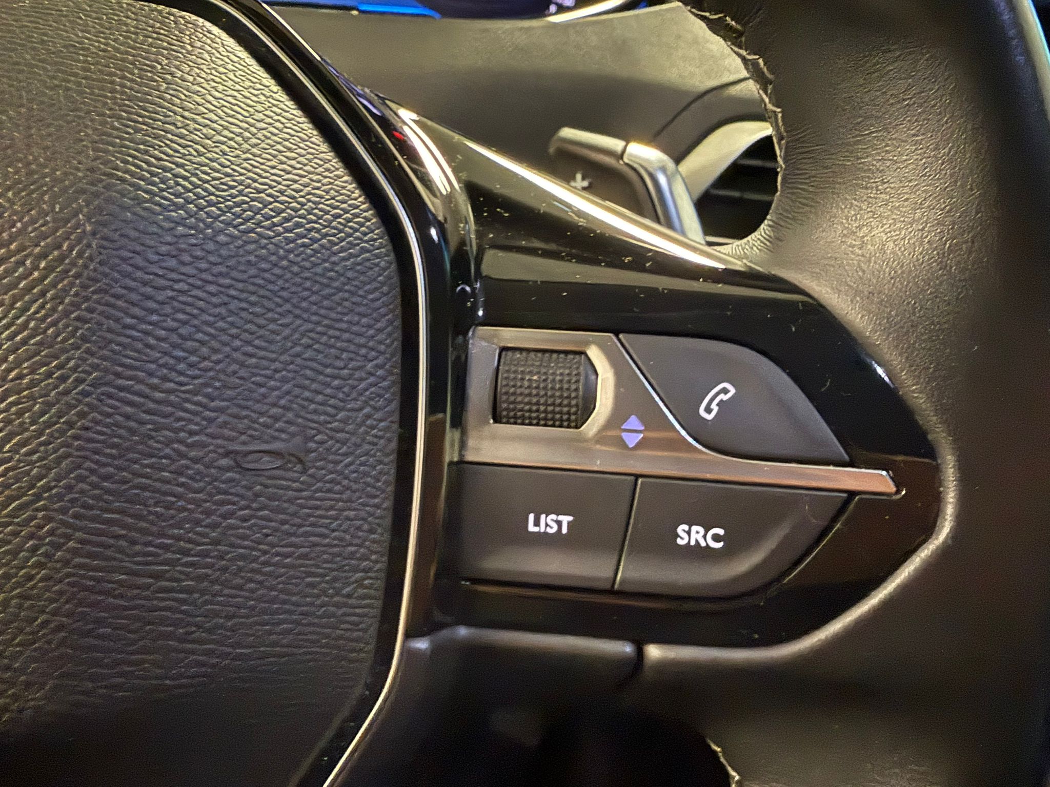Peugeot 3008 2022 - zdjęcie 11