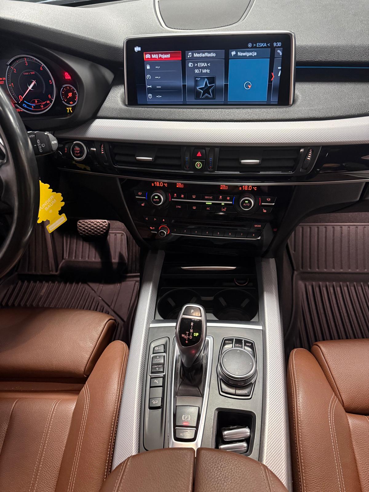 BMW X5 2017 - zdjęcie 9