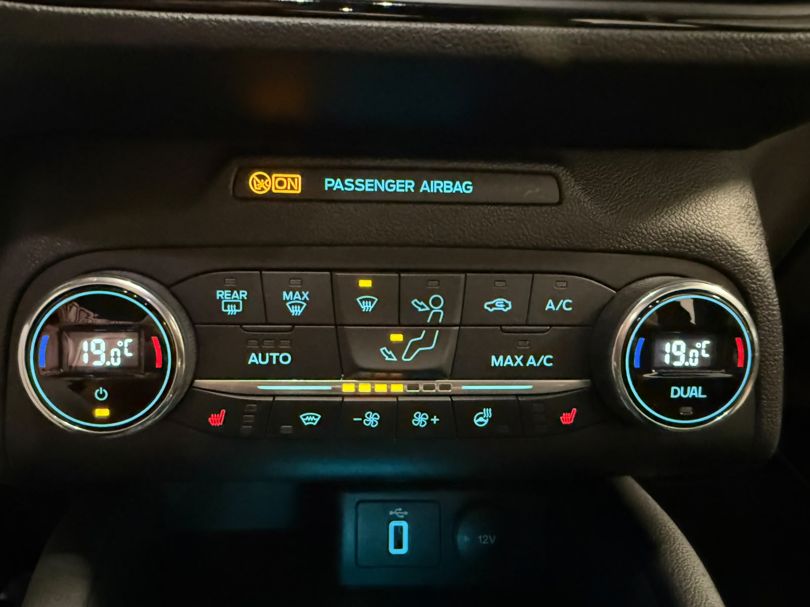 Ford FOCUS 2020 - zdjęcie 12