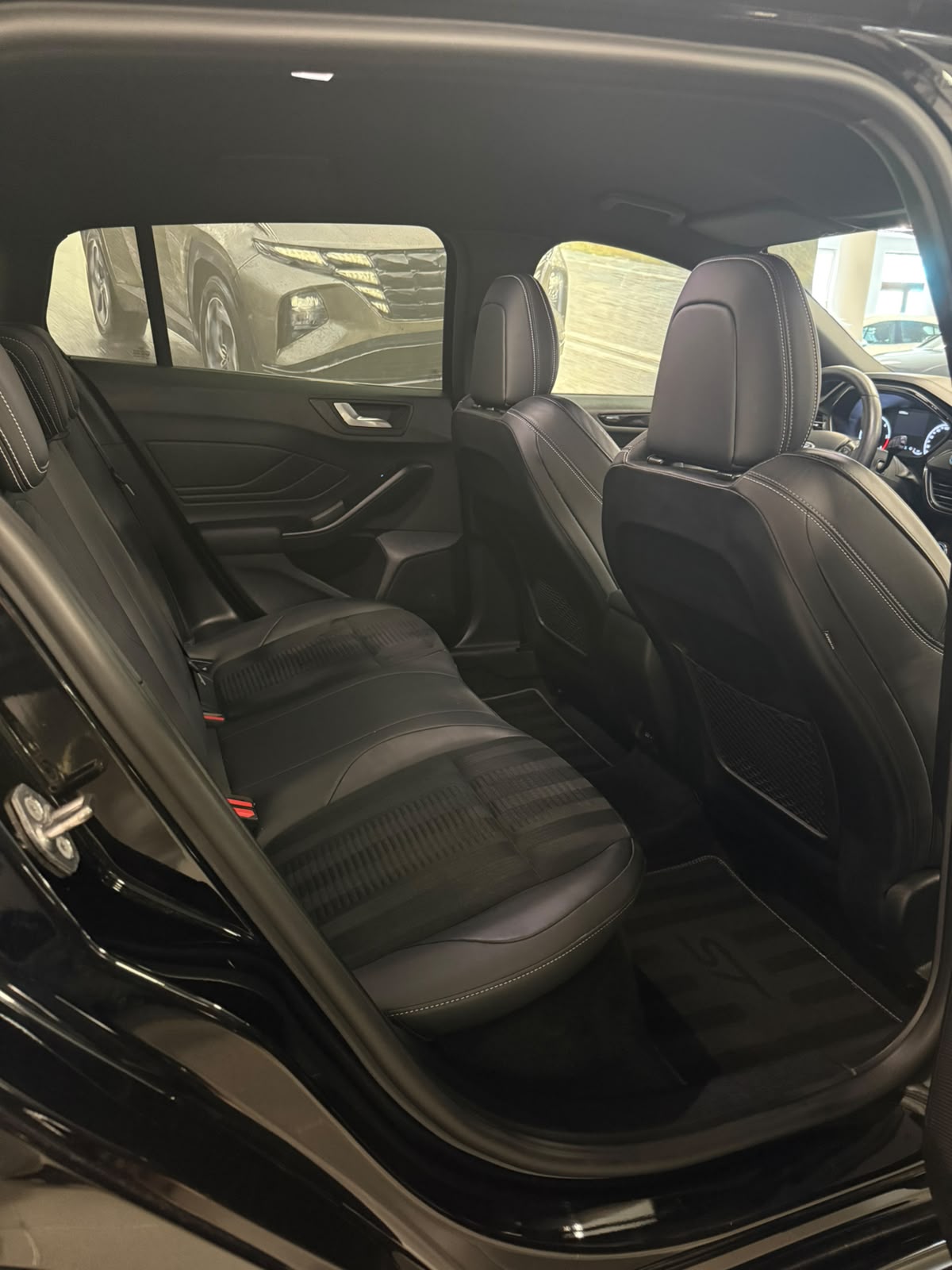 Ford FOCUS 2020 - zdjęcie 16