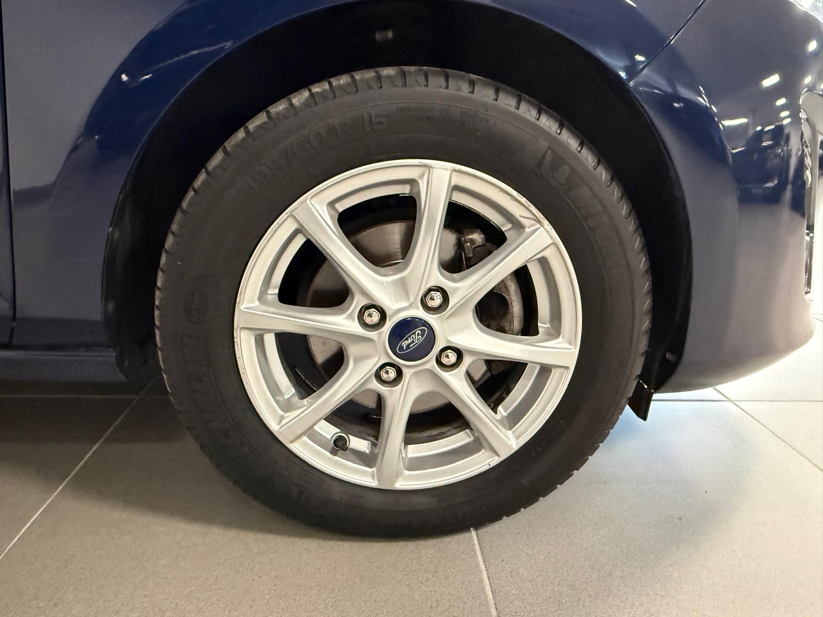 Ford Fiesta 2019 - zdjęcie 25
