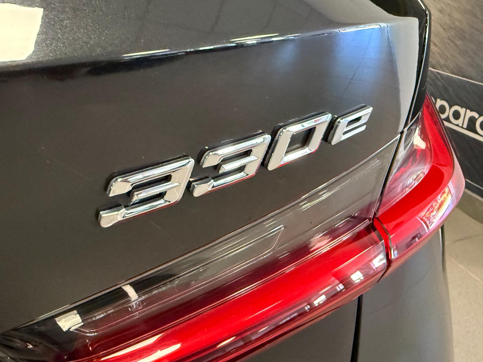 BMW Seria 3 2021 - zdjęcie 9