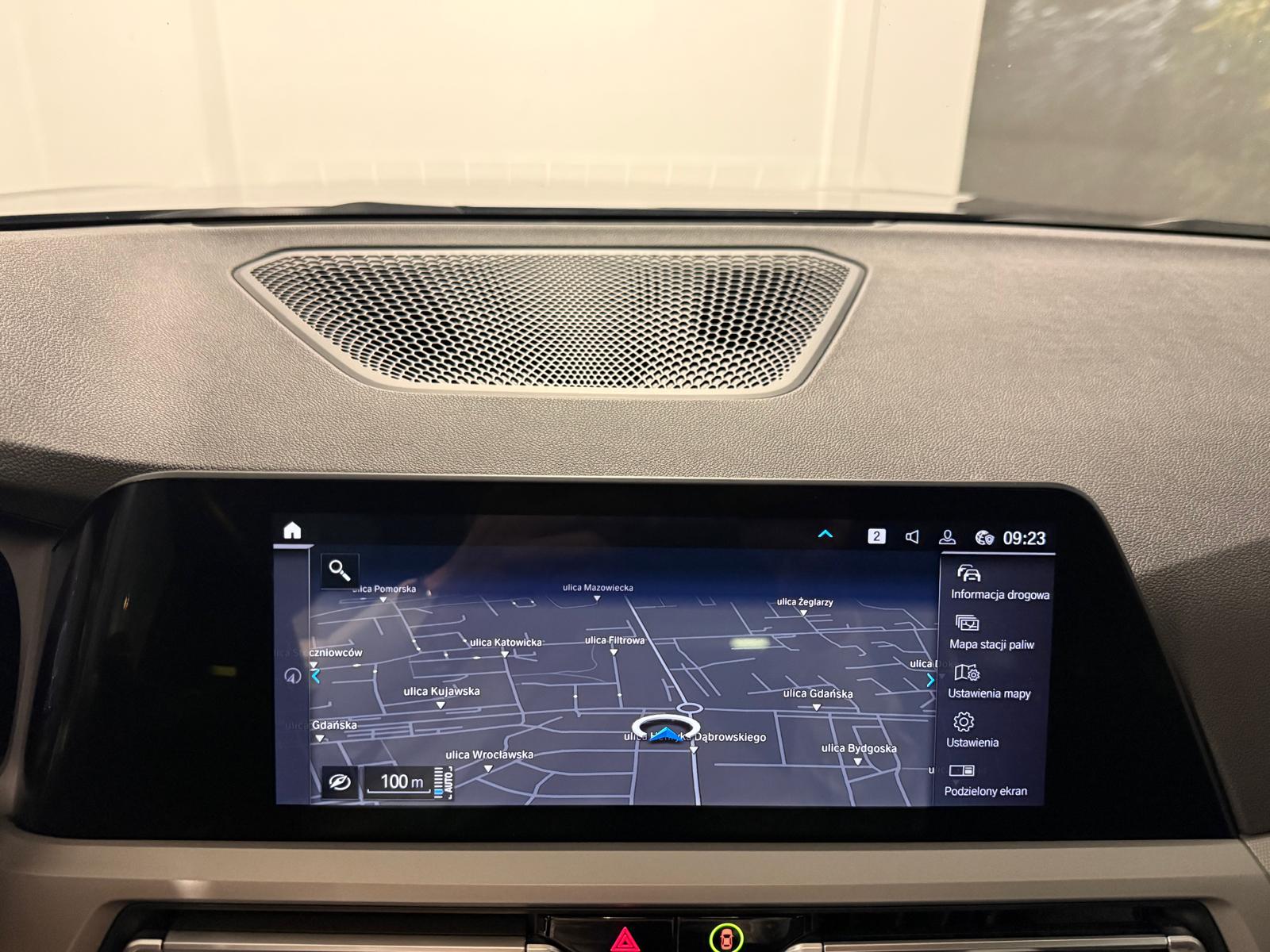 BMW Seria 3 2021 - zdjęcie 20