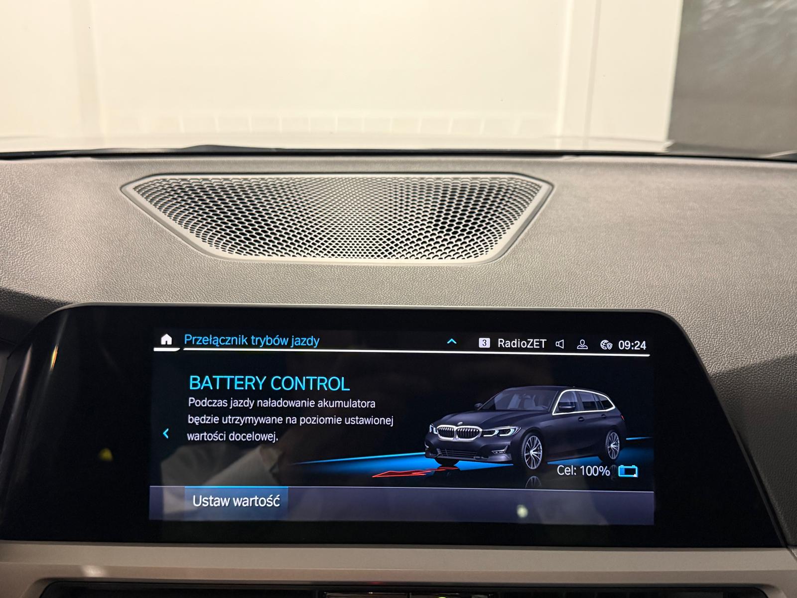 BMW Seria 3 2021 - zdjęcie 23