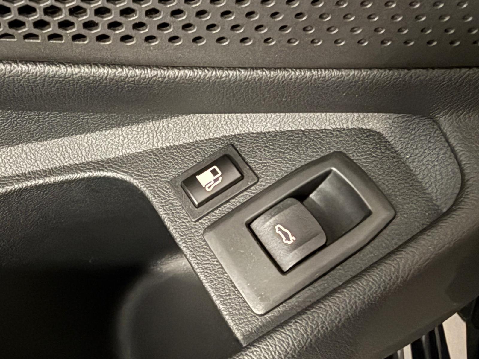BMW Seria 3 2021 - zdjęcie 40