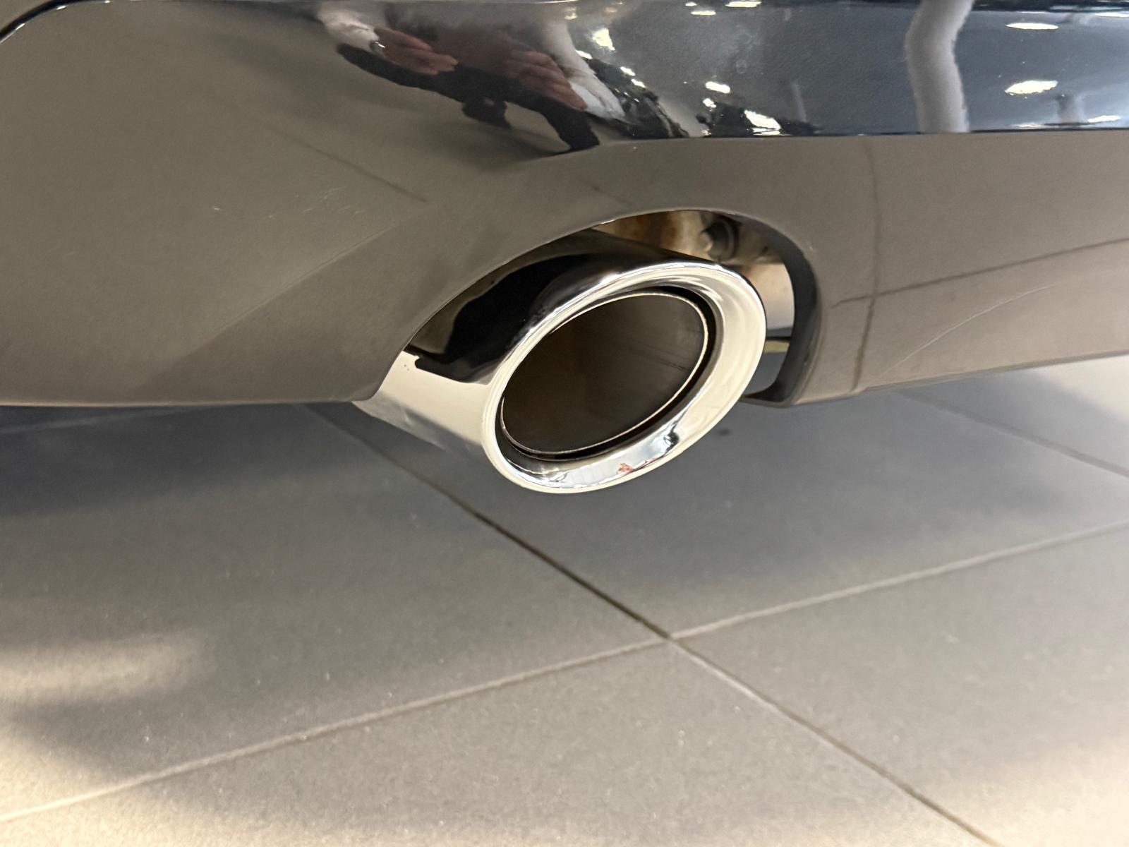 BMW Seria 3 2021 - zdjęcie 11