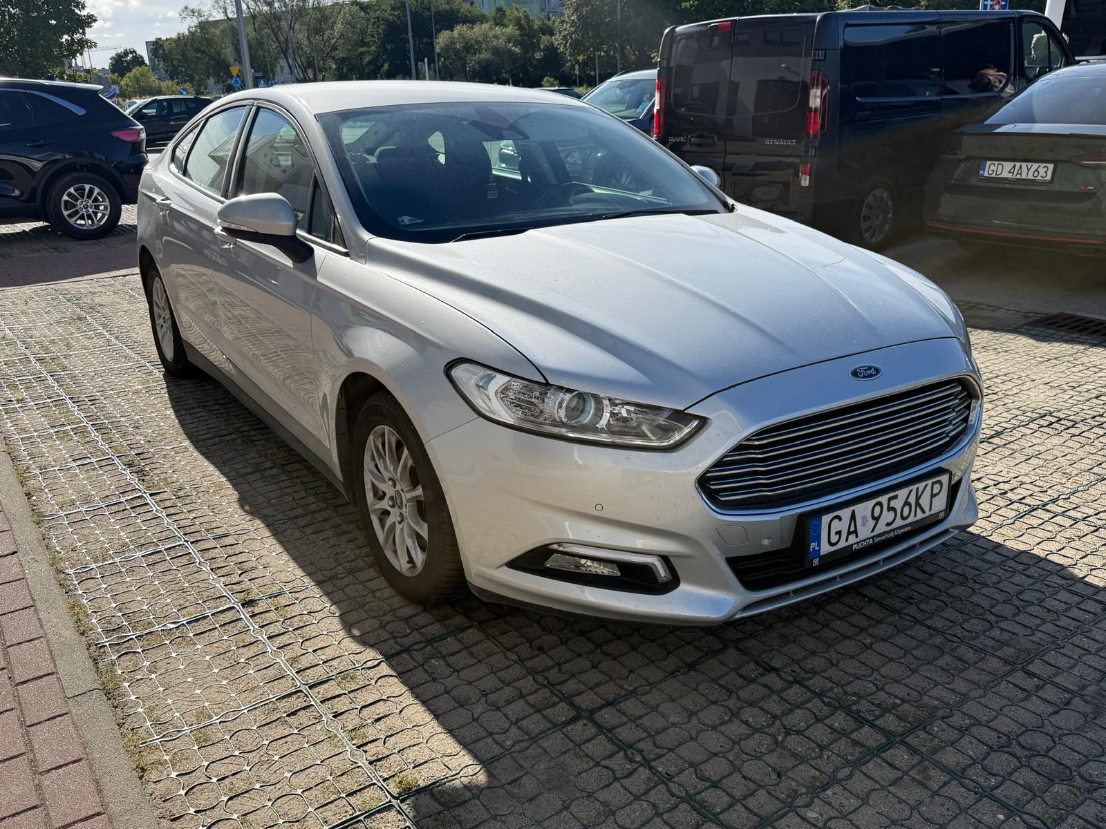 Ford Mondeo 2018 · Karlex Rumia