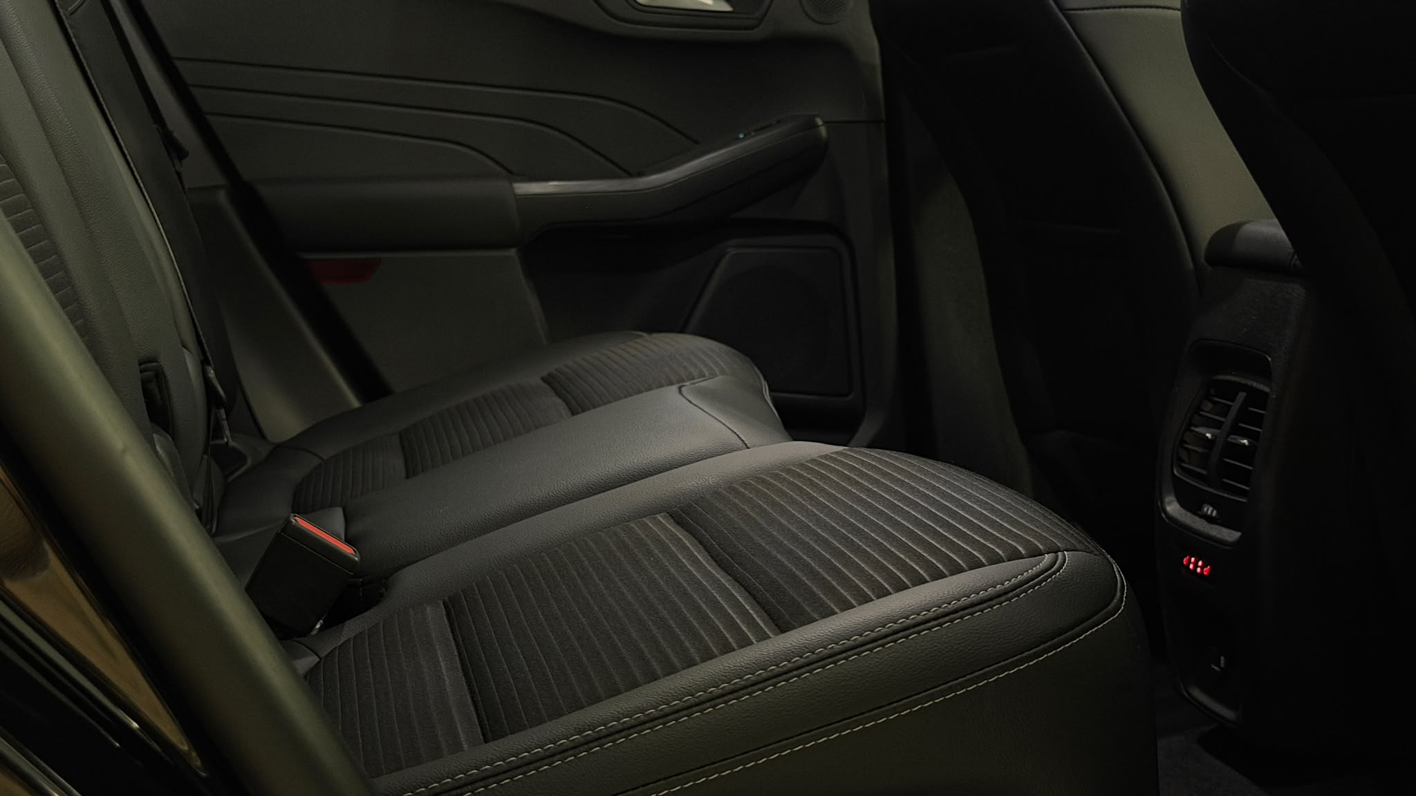 Ford KUGA 2022 - zdjęcie 33