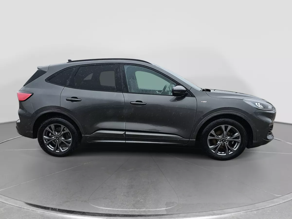Ford Kuga 2022 - zdjęcie 2